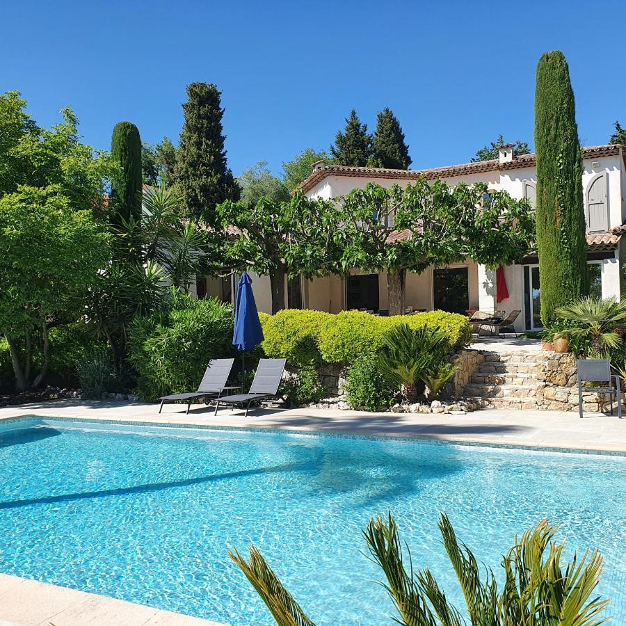 Frühstückspension Le Domaine Des Muriers - Charme, Chic, Calme En Provence Cote D'azur *