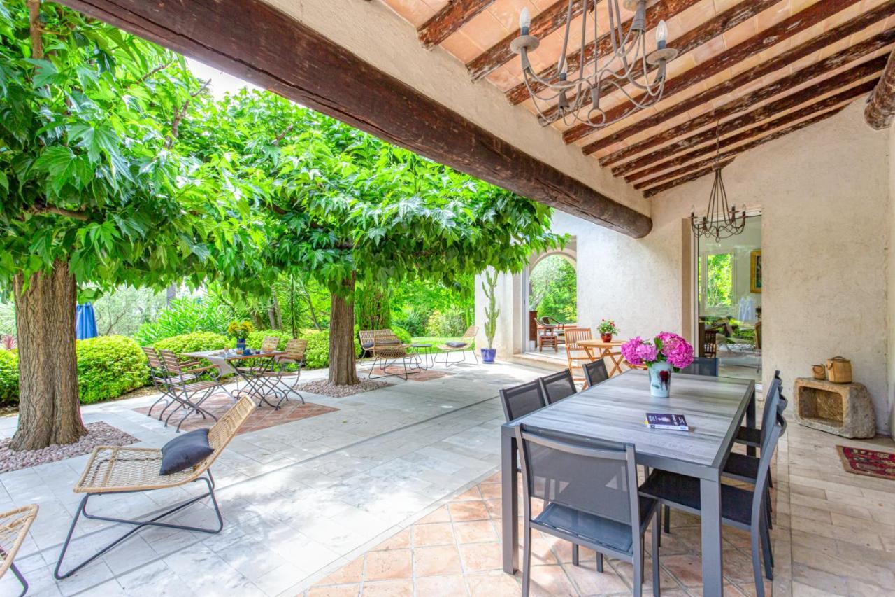 Frühstückspension Le Domaine Des Muriers - Charme, Chic, Calme En Provence Cote D'azur *