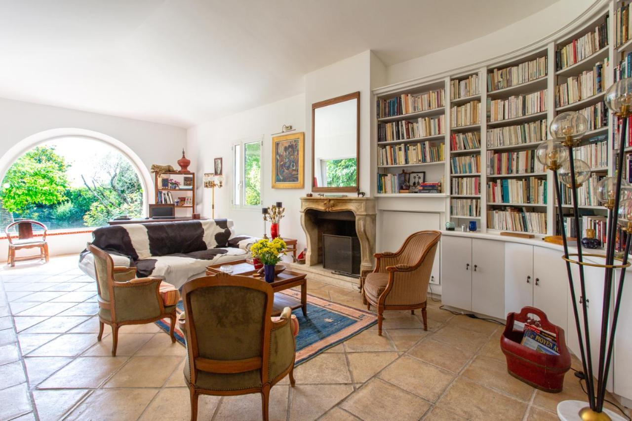 Le Domaine Des Muriers - Charme, Chic, Calme En Provence Cote D'azur